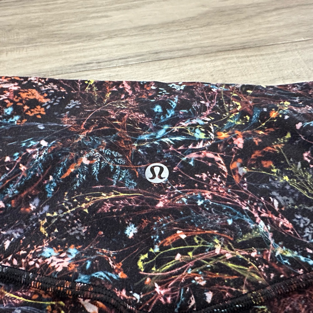 Lululemon Align High-Rise Pant 25 Foliage Overlay Multi Yoga Leggings Size 2 - Picture 3 of 7